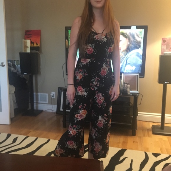 Ladies small/med - Picture 7 of 8